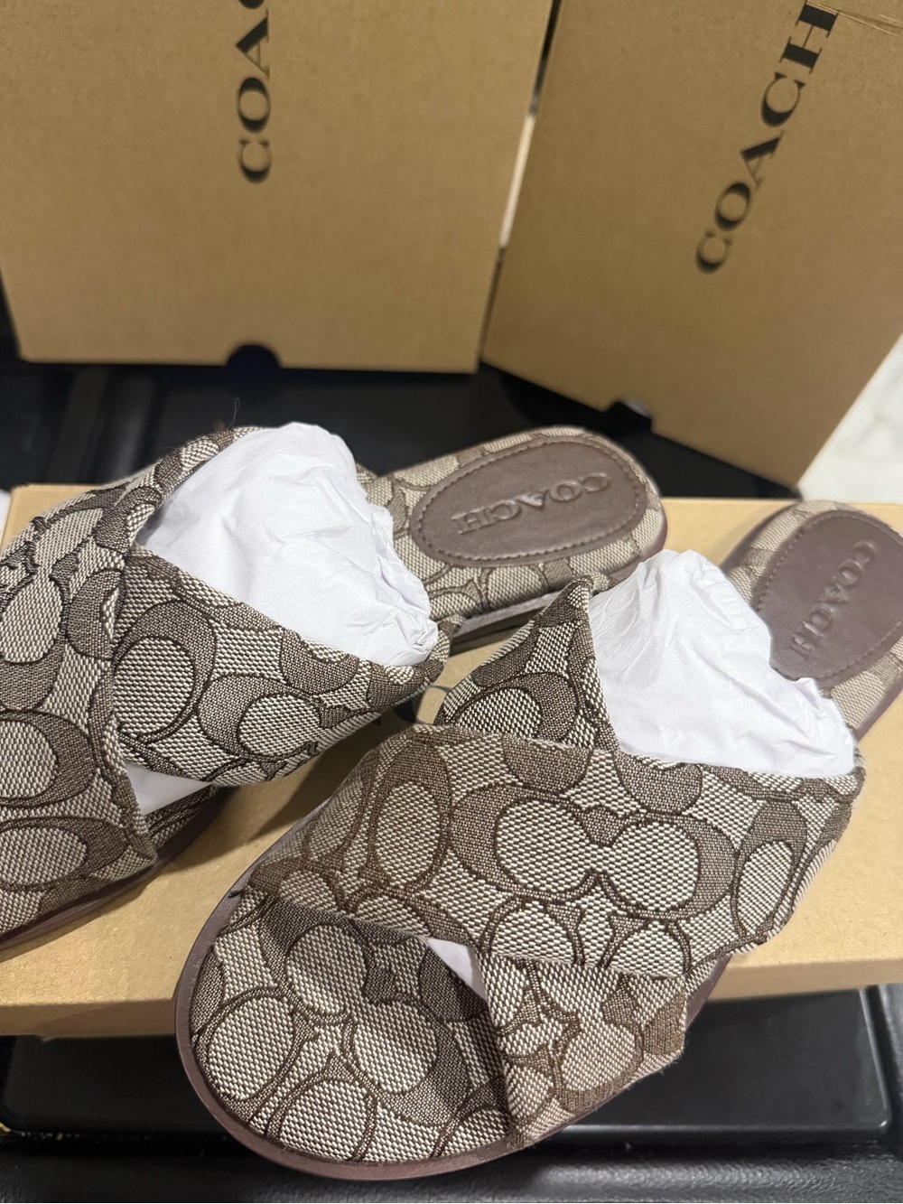 Coach Women Link Criss Cross Slide Signature Comfort Sandals 8.5 B New with box - Picture 10 of 14